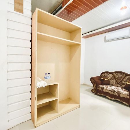 Reddoorz Syariah At Sipayung Homestay Stabat Exterior photo